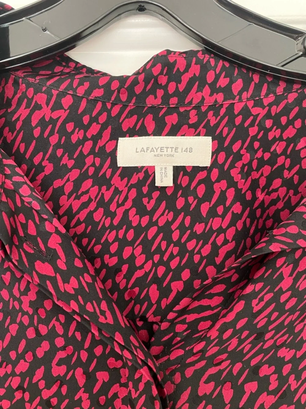 Lafayette 148 New York 100% Silk Printed Button Front Blouse – Pink & Black XL - Picture 3 of 7